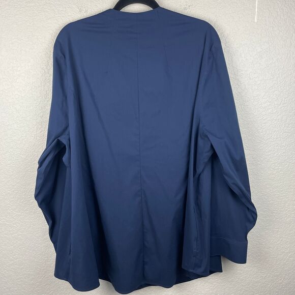 Foxcroft Tunic Top Shirt Blouse Size 24W Blue Non Iron Stretch Pockets Button Up - Picture 5 of 9